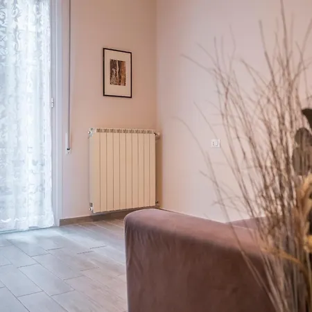 Apartamento Al Numero 6, Trilocale Luminoso E Accogliente A Pochi Passi Dal Mare