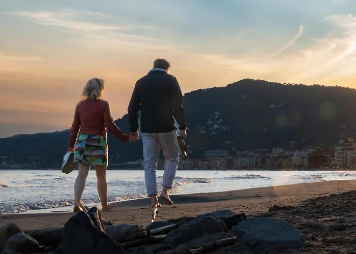 Al Numero 6, Trilocale Luminoso E Accogliente A Pochi Passi Dal Mare Appartement Alassio