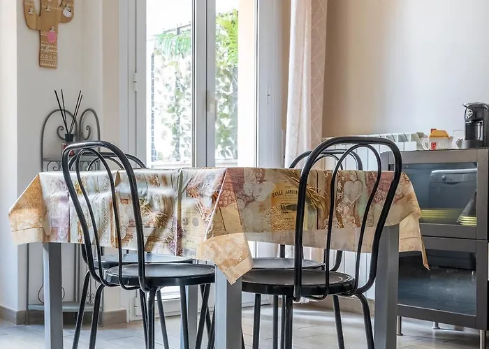 Appartement Al Numero 6, Trilocale Luminoso E Accogliente A Pochi Passi Dal Mare