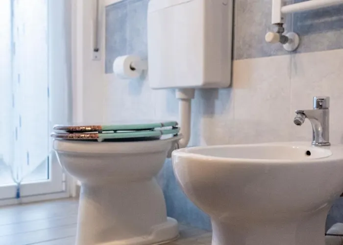 Al Numero 6, Trilocale Luminoso E Accogliente A Pochi Passi Dal Mare * Alassio